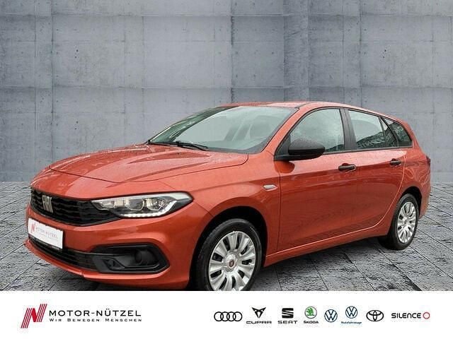 Gebraucht Fiat Tipo Life 131 PS (96 kW) 2024 Colore esterno (paprika (vr41 Kombi