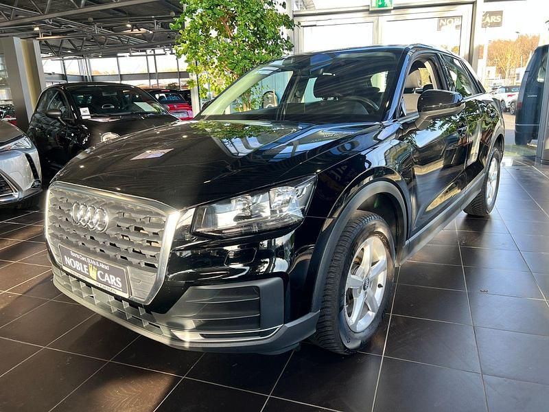 Gebraucht Audi Q2 Design 150 PS (110 kW) 2017 Brillantschwarz SUV