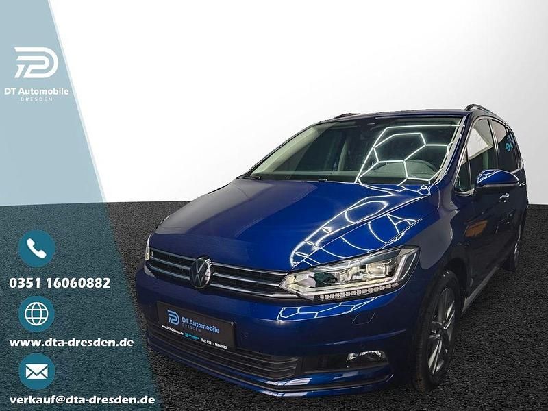 Neu VW Touran 150 PS (110 kW) 2026 Blau Van / Kleinbus