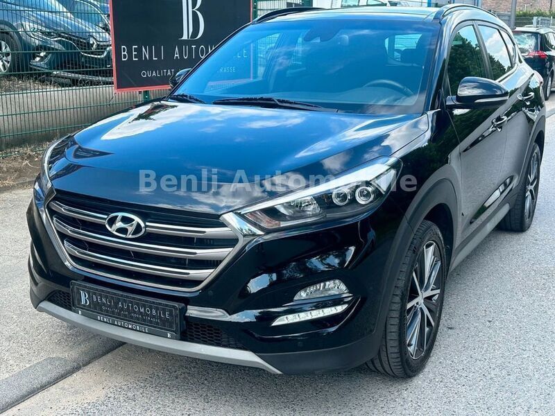 Schwarz Gebraucht 2018 Hyundai Tucson Passion SUV | 15.490 € (Fairer Preis) - Bild 1/4