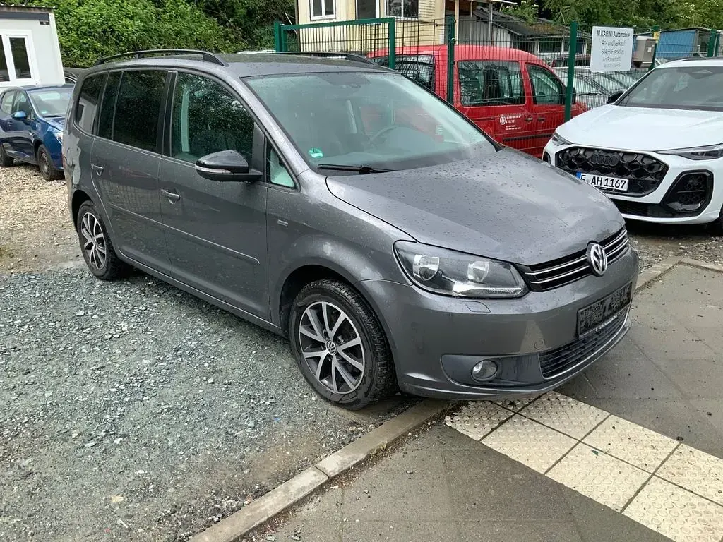 Usata VW Touran 105 CV (77 kW) 2012 Grigio Monovolume
