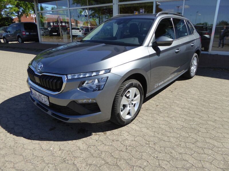 Grau Gebraucht 2025 Skoda Kamiq Selection SUV | 24.900 € (Etwas zu teuer) - Bild 1/4