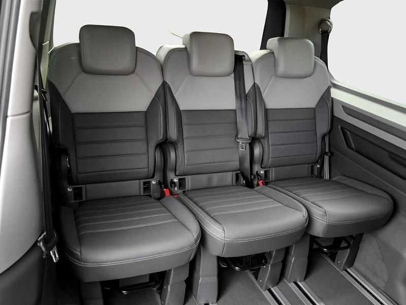 Neu VW Multivan 204 PS (150 kW) 2026 Schwarz Van