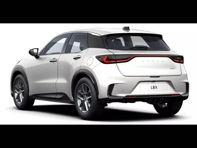 Neu Lexus LBX 136 PS (100 kW) 2026 Weiß SUV