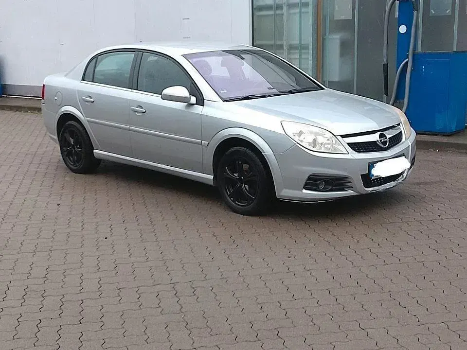 Gebraucht Opel Vectra 140 PS (102 kW) 2007 Grau Limousine