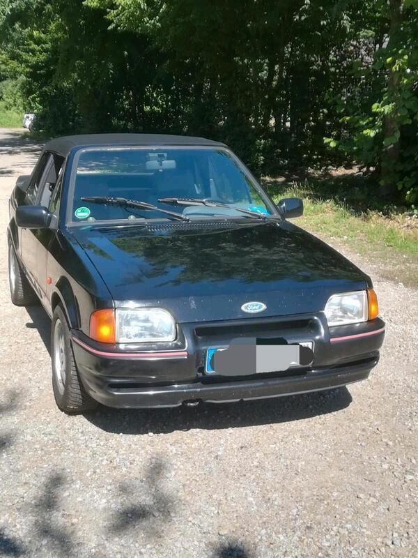 Schwarz Gebraucht 1990 Ford Escort Cabriolet Cabrio | 5.300 € - Bild 1/4