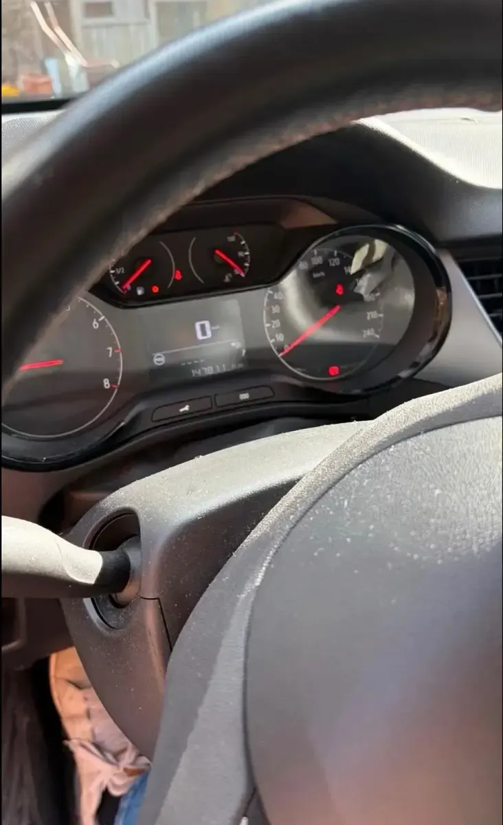 Gebraucht Opel Crossland X 110 PS (80 kW) 2018 Weiß SUV