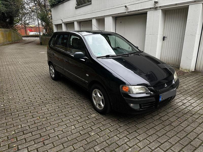 Schwarz Gebraucht 2004 Mitsubishi Space Star Comfort Edition Kleinwagen | 1.700 € (Fairer Preis) - Bild 1/4