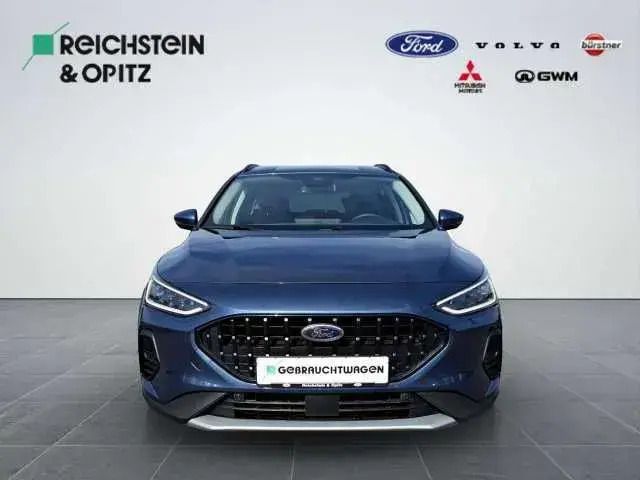 Gebraucht Ford Focus Active 116 PS (85 kW) 2024 Chrome blue Limousine