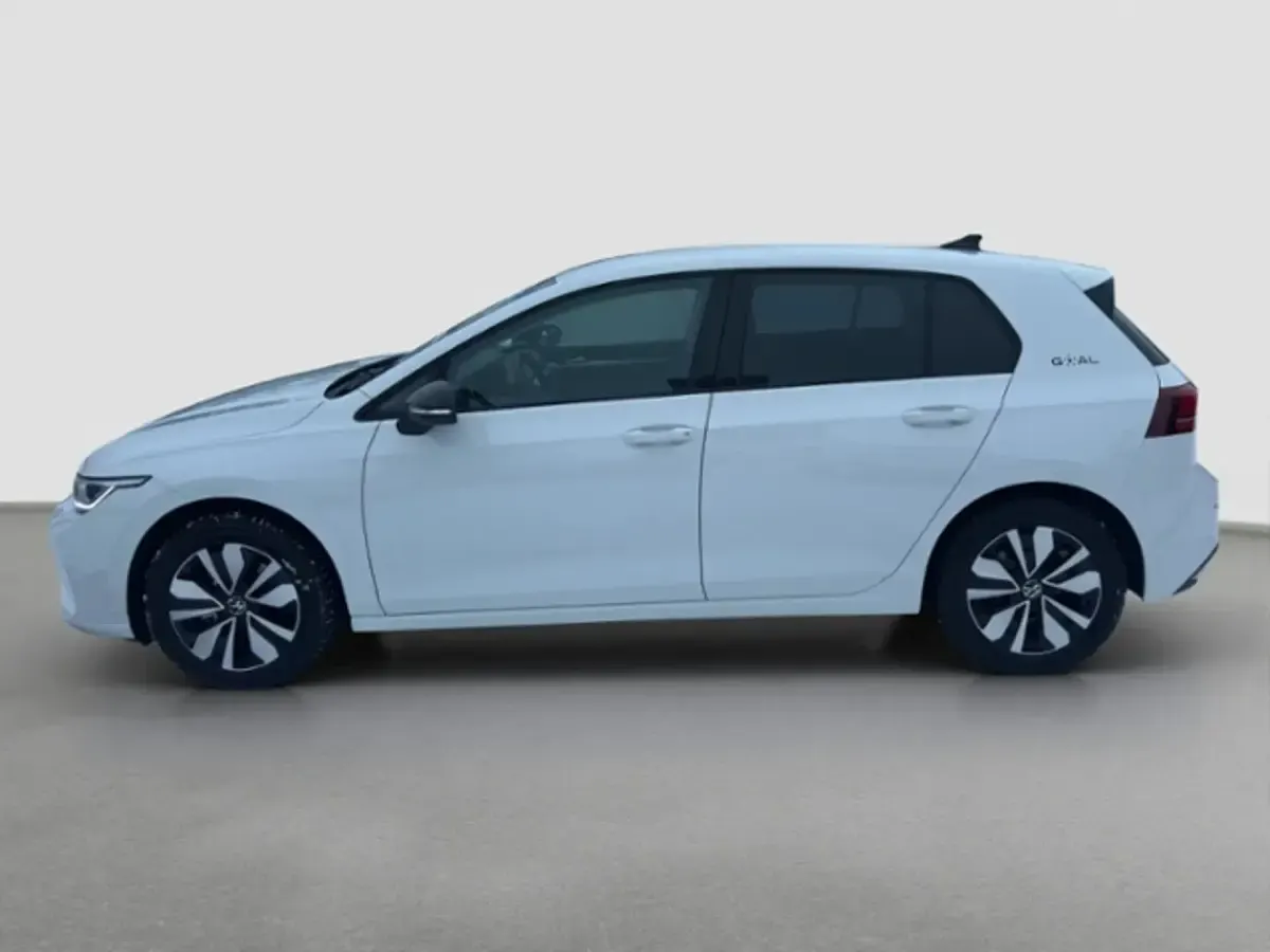 Gebraucht VW Golf VIII Goal 150 PS (110 kW) 2025 Weiß (pure white) Limousine