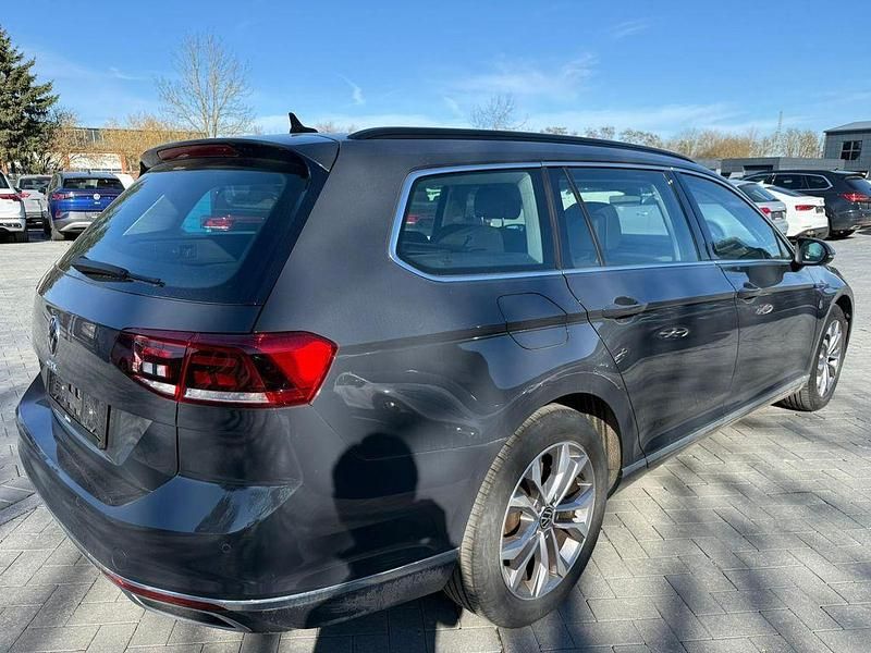 Gebraucht VW Passat GTE 218 PS (160 kW) 2021 Grau Kombi
