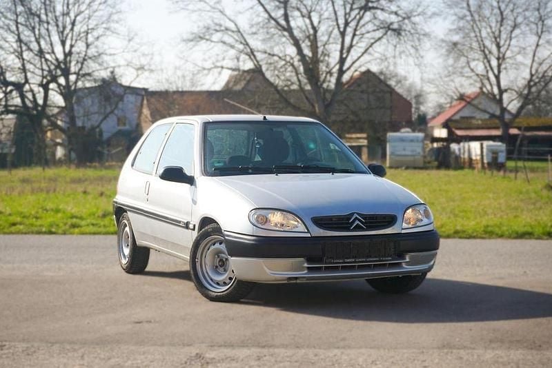 Gebraucht Citroën Saxo 60 PS (44 kW) 2001 Silber Kleinwagen