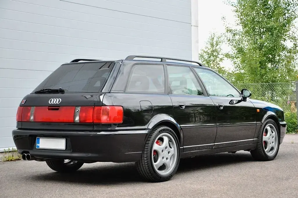 Gebraucht Audi RS2 Sport 315 PS (231 kW) 1994 Schwarz Kombi