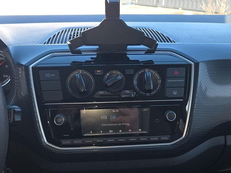 Gebraucht VW up! 60 PS (44 kW) 2017 Weiß Kleinwagen