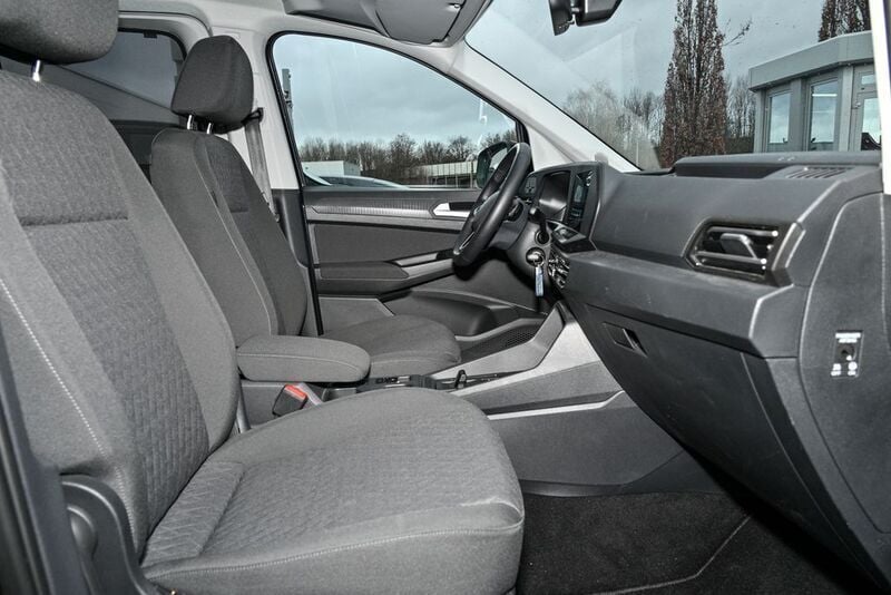 Gebraucht VW Caddy PanAmericana 114 PS (83 kW) 2022 Starlight blue Van / Kleinbus