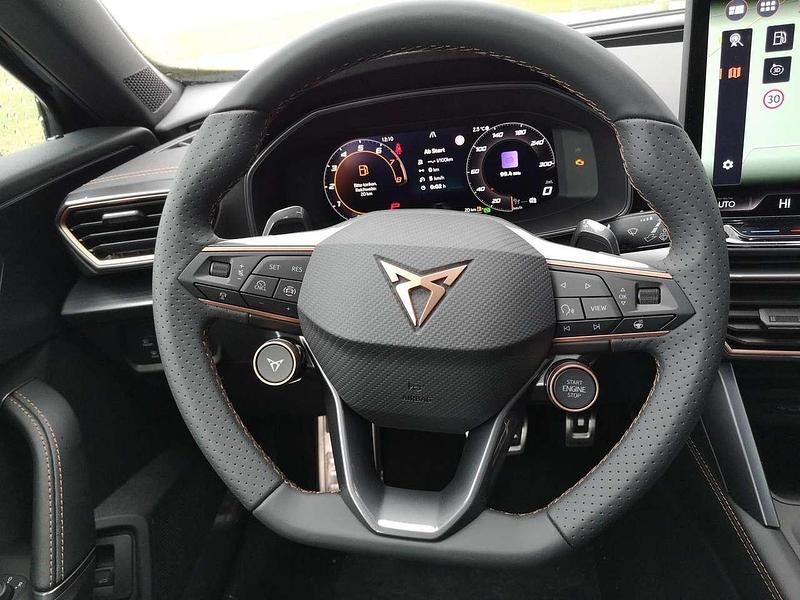 Neu Cupra Formentor VZ 333 PS (244 kW) 2025 Magneticgrau metallic SUV