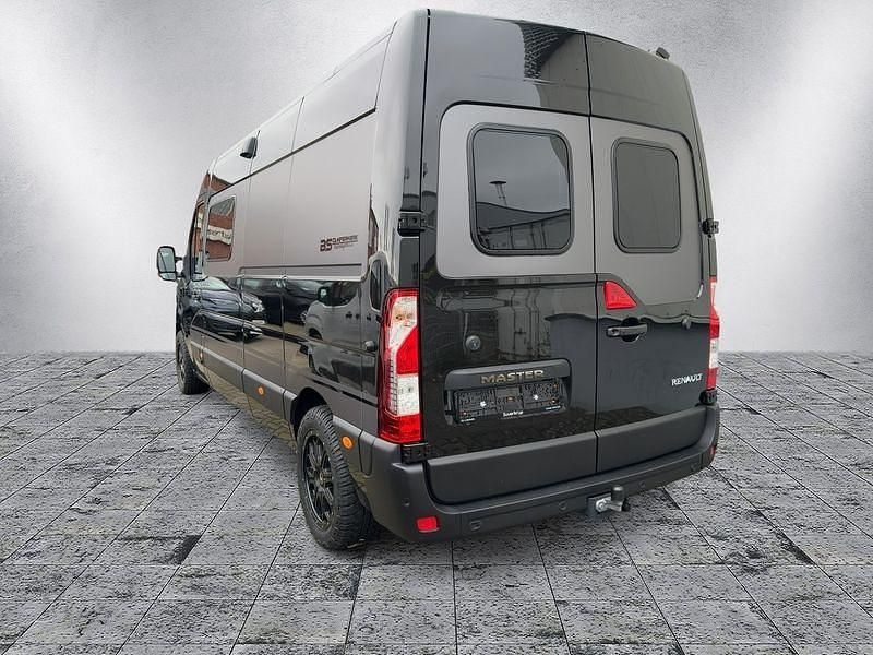 Neu Renault Master 179 PS (131 kW) 2025 Schwarz Van