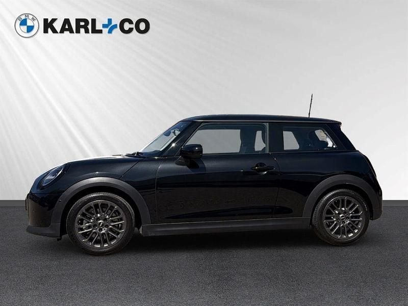 Second-hand Mini Cooper 156 CP (114 kW) 2024 Negru Hatchback