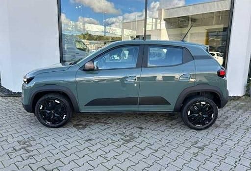 Gebraucht Dacia Spring Extreme 47 kW (65 PS) 2024 Olivgrün Kleinwagen