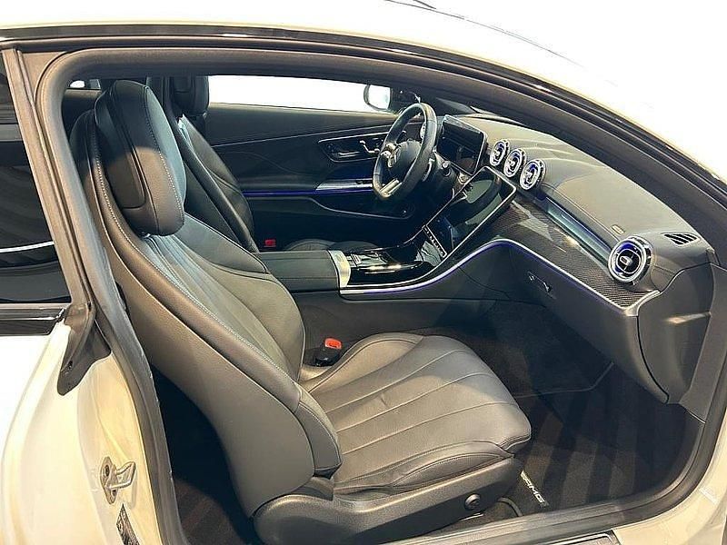 Gebraucht Mercedes CLE220 AMG 197 PS (144 kW) 2025 Unilack polarweiss Coupé