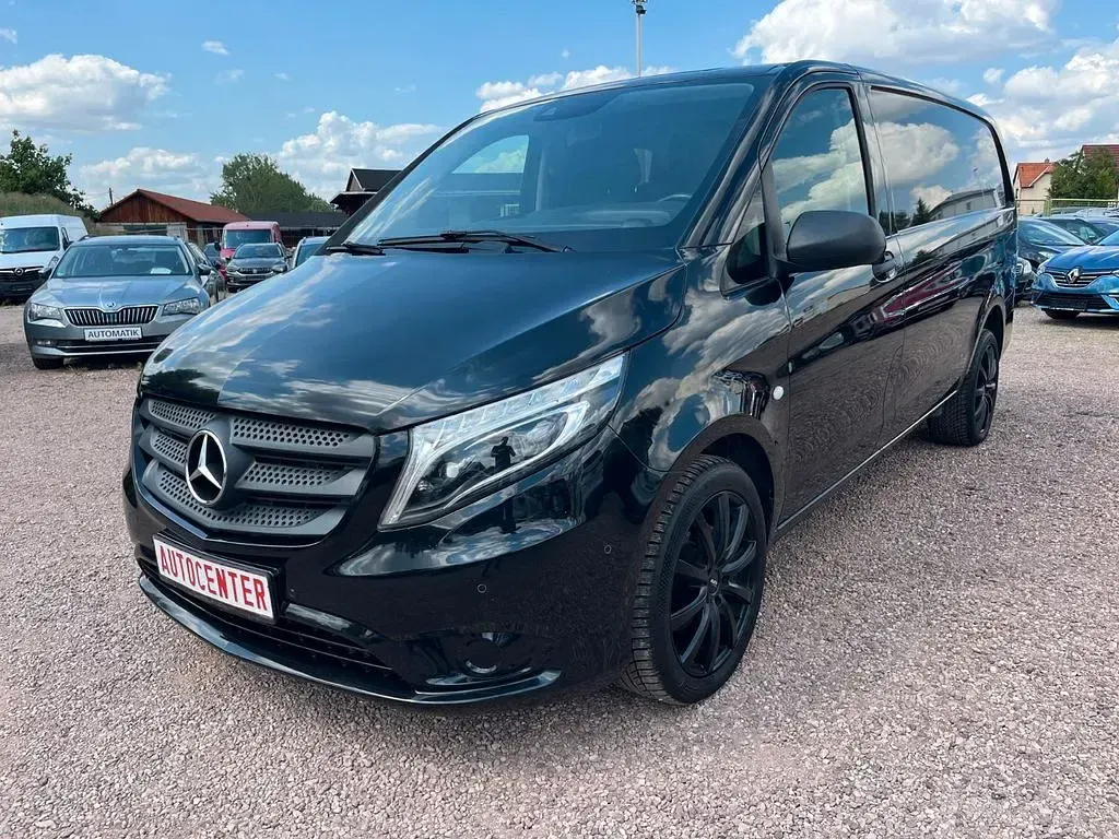 Gebraucht Mercedes Vito 163 PS (119 kW) 2018 Schwarz Van