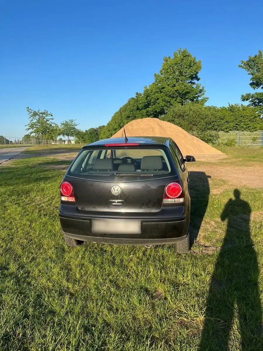 Gebraucht VW Polo 80 PS (58 kW) 2006 Schwarz Kleinwagen