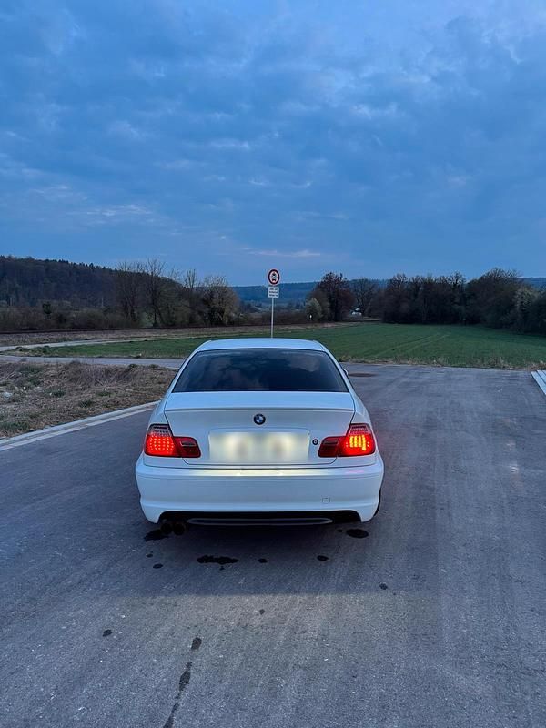 Gebraucht BMW 323 170 PS (125 kW) 1999 Weiß Coupé