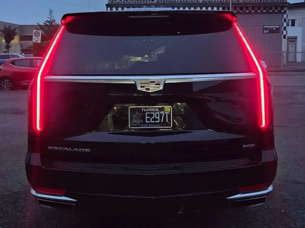 Gebraucht Cadillac Escalade 426 PS (313 kW) 2021 SUV