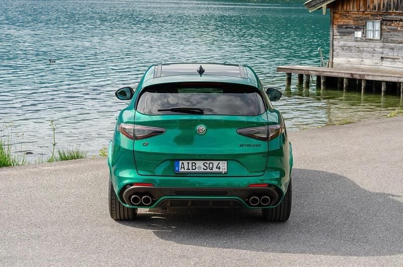 Gebraucht Alfa Romeo Stelvio Quadrifoglio 519 PS (381 kW) 2024 Grün SUV