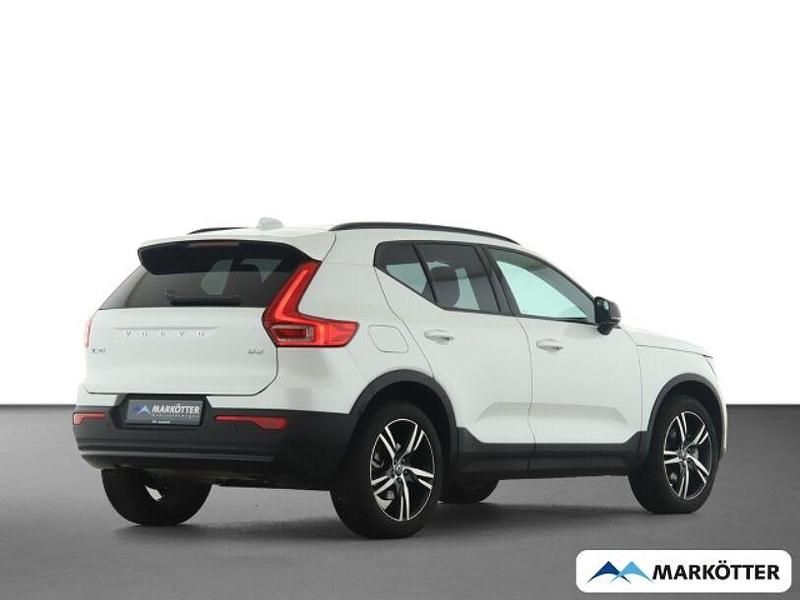 Gebraucht Volvo XC40 Plus 163 PS (119 kW) 2025 Weiss SUV