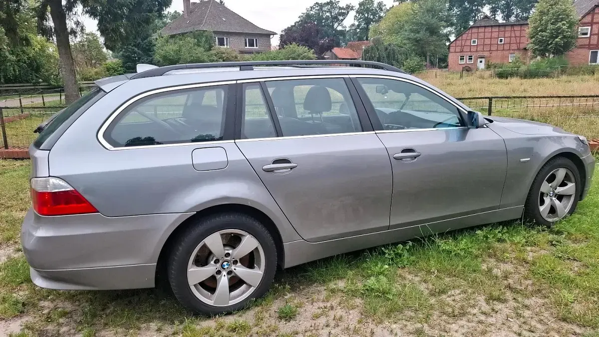 Gebraucht BMW 535 271 PS (199 kW) 2026 Silber Kombi