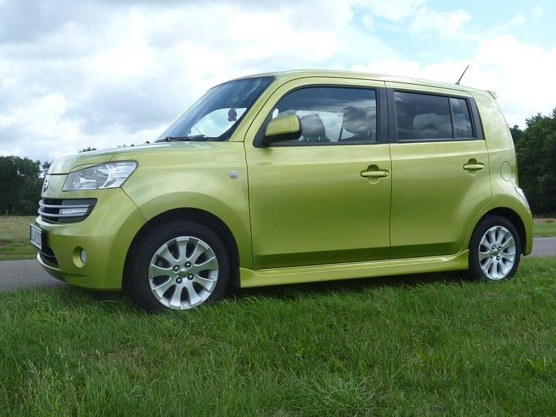 Grün Gebraucht 2007 Daihatsu Materia Van / Kleinbus | 3.250 € - Bild 1/4