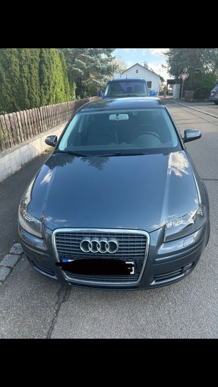 Grau Gebraucht 2005 Audi A3 Sportback S-Line Limousine | 5.599 € (Fairer Preis) - Bild 1/4