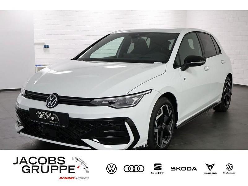Pure white Neu 2025 VW Golf VIII Style Limousine | 36.940 € (Fairer Preis) - Bild 1/4