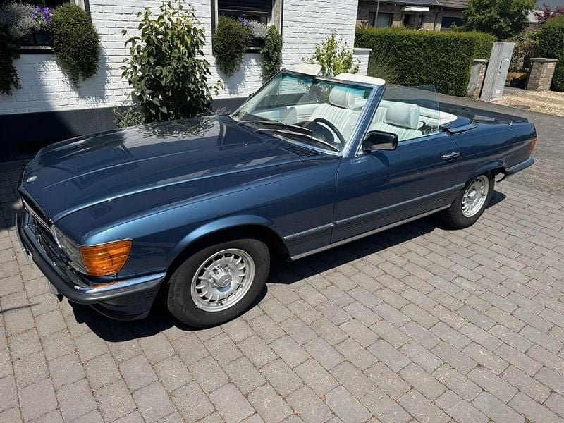 Gebraucht Mercedes SL500 241 PS (177 kW) 1983 Blau Cabrio