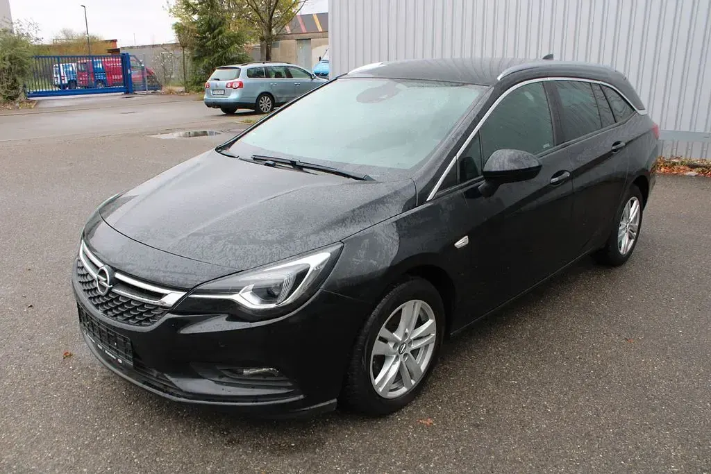 Gebraucht Opel Astra Ultimate 136 PS (100 kW) 2018 Schwarz Kombi