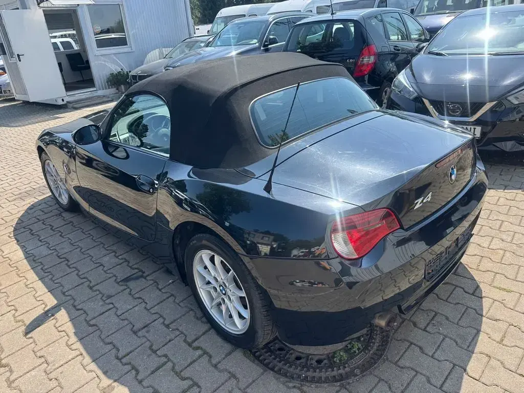 Gebraucht BMW Z4 150 PS (110 kW) 2007 Schwarz Cabrio