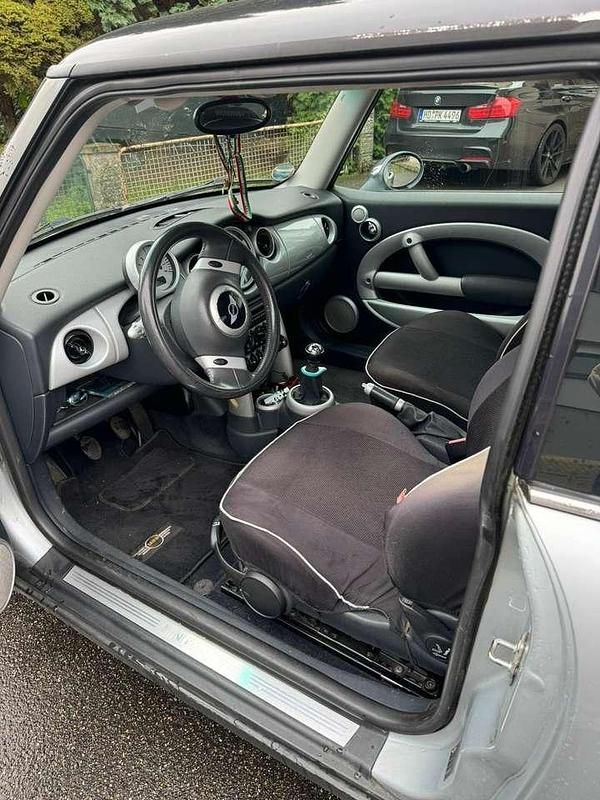 Gebraucht Mini Cooper 116 PS (85 kW) 2002 Grau Kleinwagen