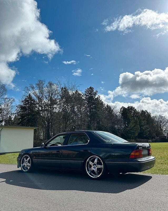 Gebraucht Lexus LS400 270 PS (198 kW) 1998 Schwarz Limousine