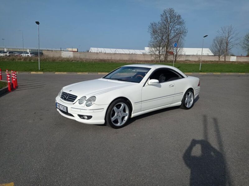 Weiß Gebraucht 2001 Mercedes CL55 AMG AMG Coupé | 8.350 € - Bild 1/4