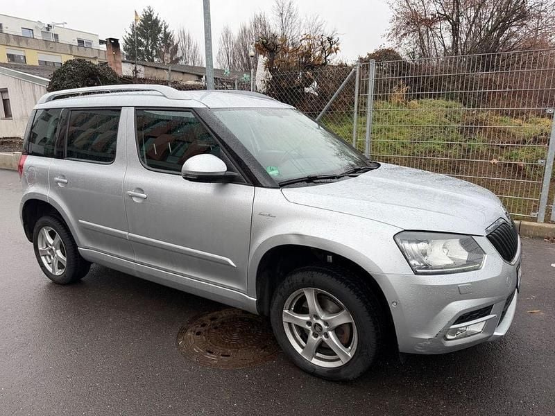 Gebraucht Skoda Yeti LAURIN & KLEMENT 150 PS (110 kW) 2016 Silber SUV