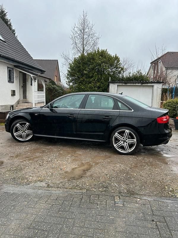Gebraucht Audi A4 S-Line 220 PS (161 kW) 2015 Schwarz Limousine