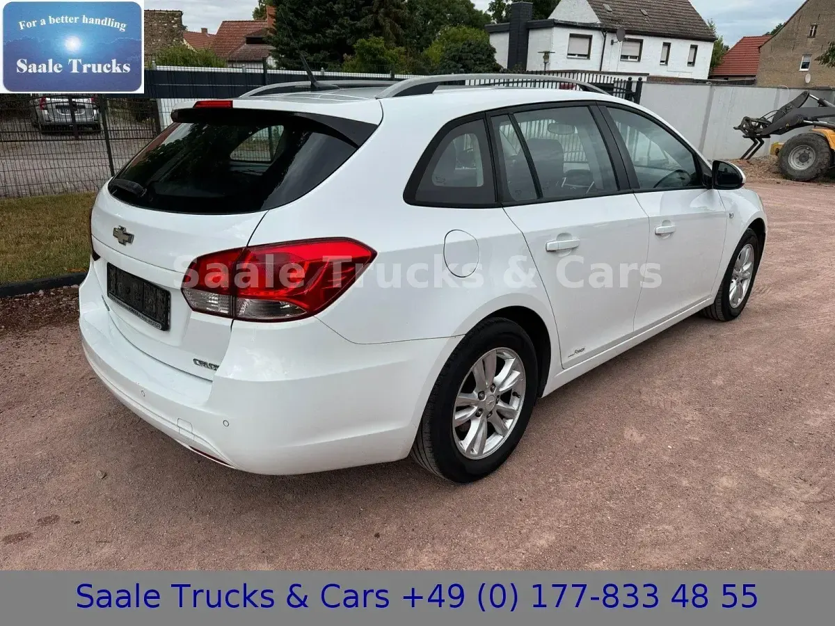 Gebraucht Chevrolet Cruze LT 131 PS (96 kW) 2012 Weiß Kombi