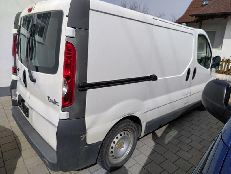 Gebraucht Renault Trafic 115 PS (84 kW) 2008 Van / Kleinbus