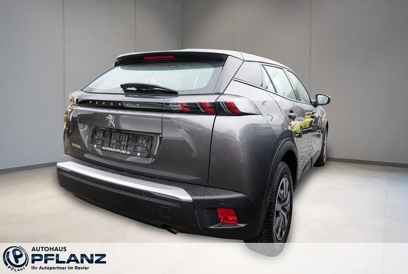 Gebraucht Peugeot 2008 Active 101 PS (74 kW) 2023 Grau SUV