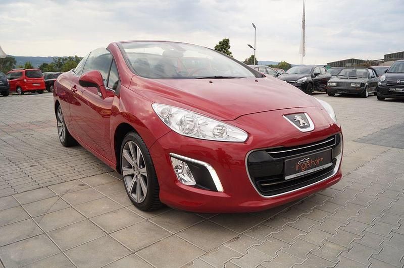 Rot Gebraucht 2013 Peugeot 308 CC Active Cabrio | 7.890 € (Etwas zu teuer) - Bild 1/4