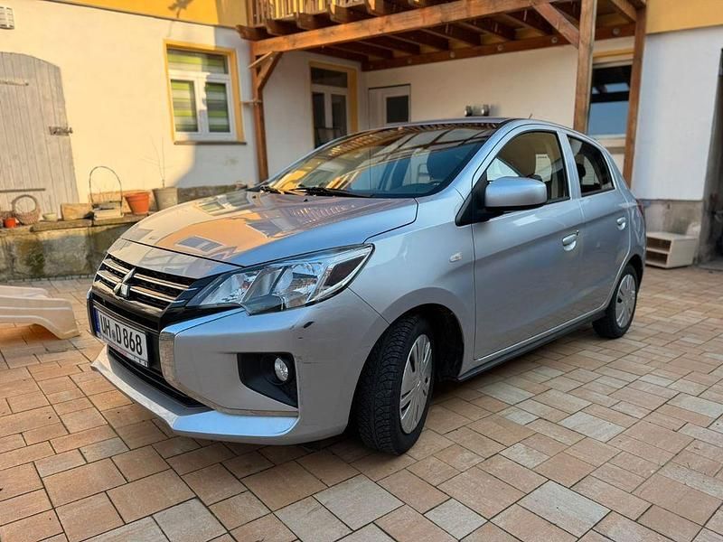 Gebraucht Mitsubishi Space Star Select+ 71 PS (52 kW) 2021 Silber Kleinwagen