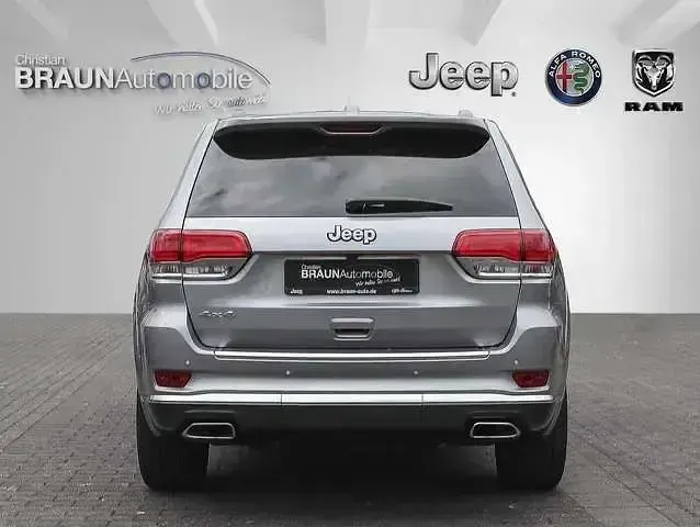 Gebraucht Jeep Grand Cherokee Summit 250 PS (183 kW) 2019 Silber SUV