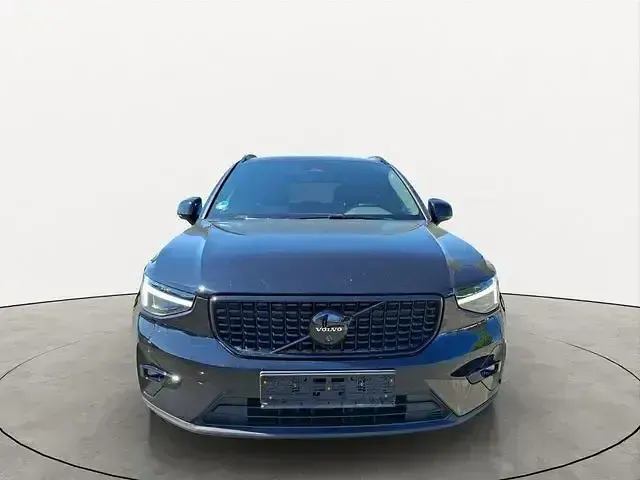 Usata Volvo XC40 Plus 163 CV (119 kW) 2025 Nero SUV