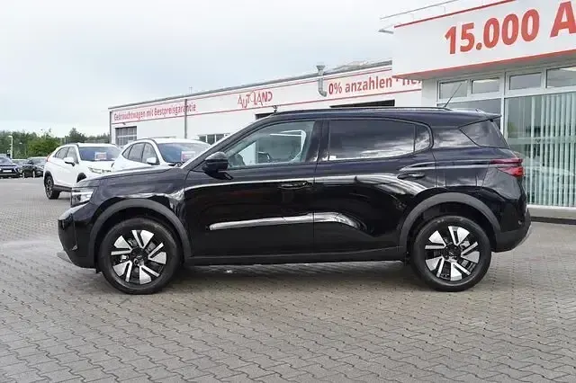 Neu Opel Frontera Ultimate 145 PS (106 kW) 2026 Schwarz SUV